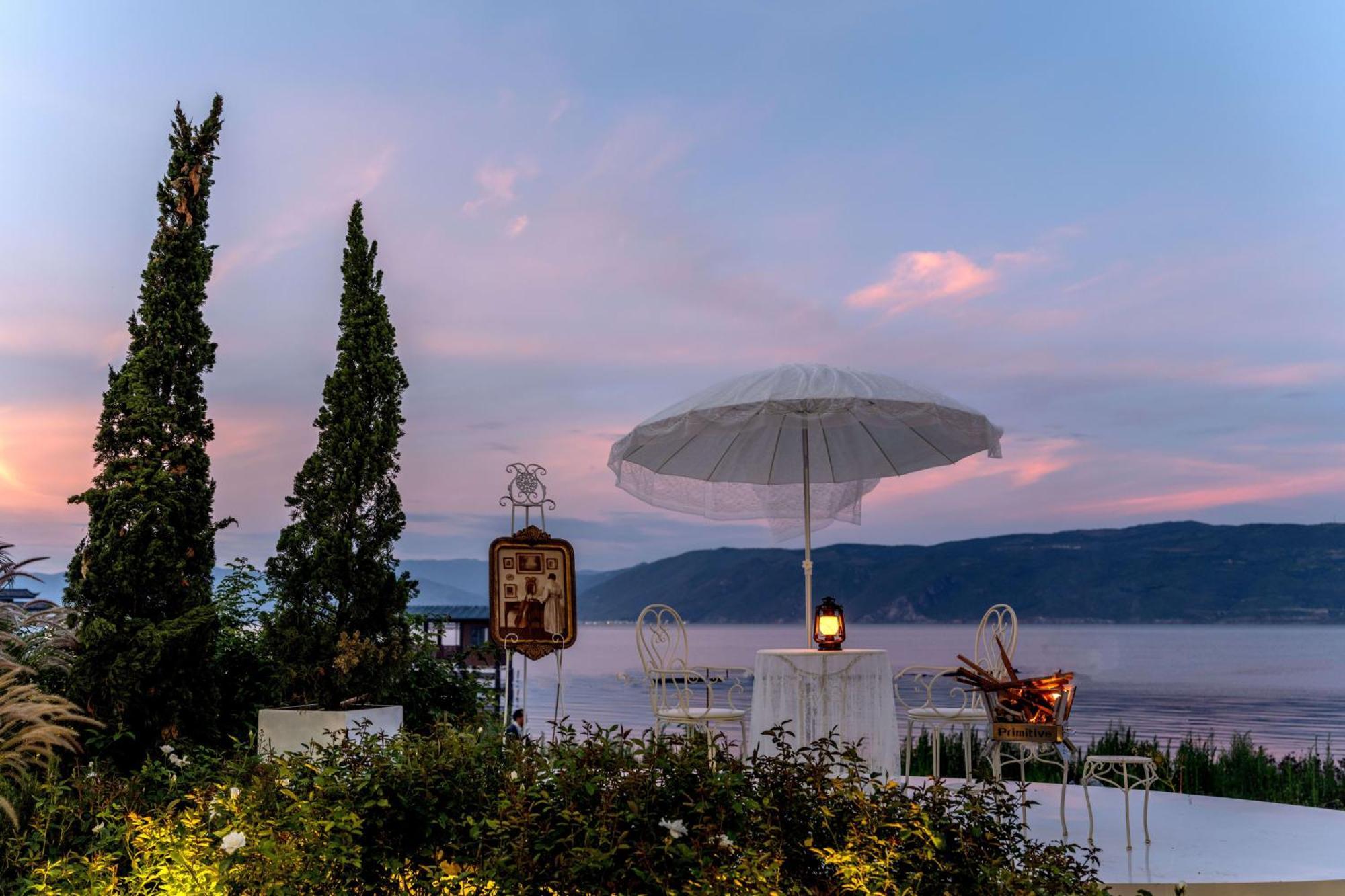 Dali Nest Secret Garden Lake View Inn ภายนอก รูปภาพ